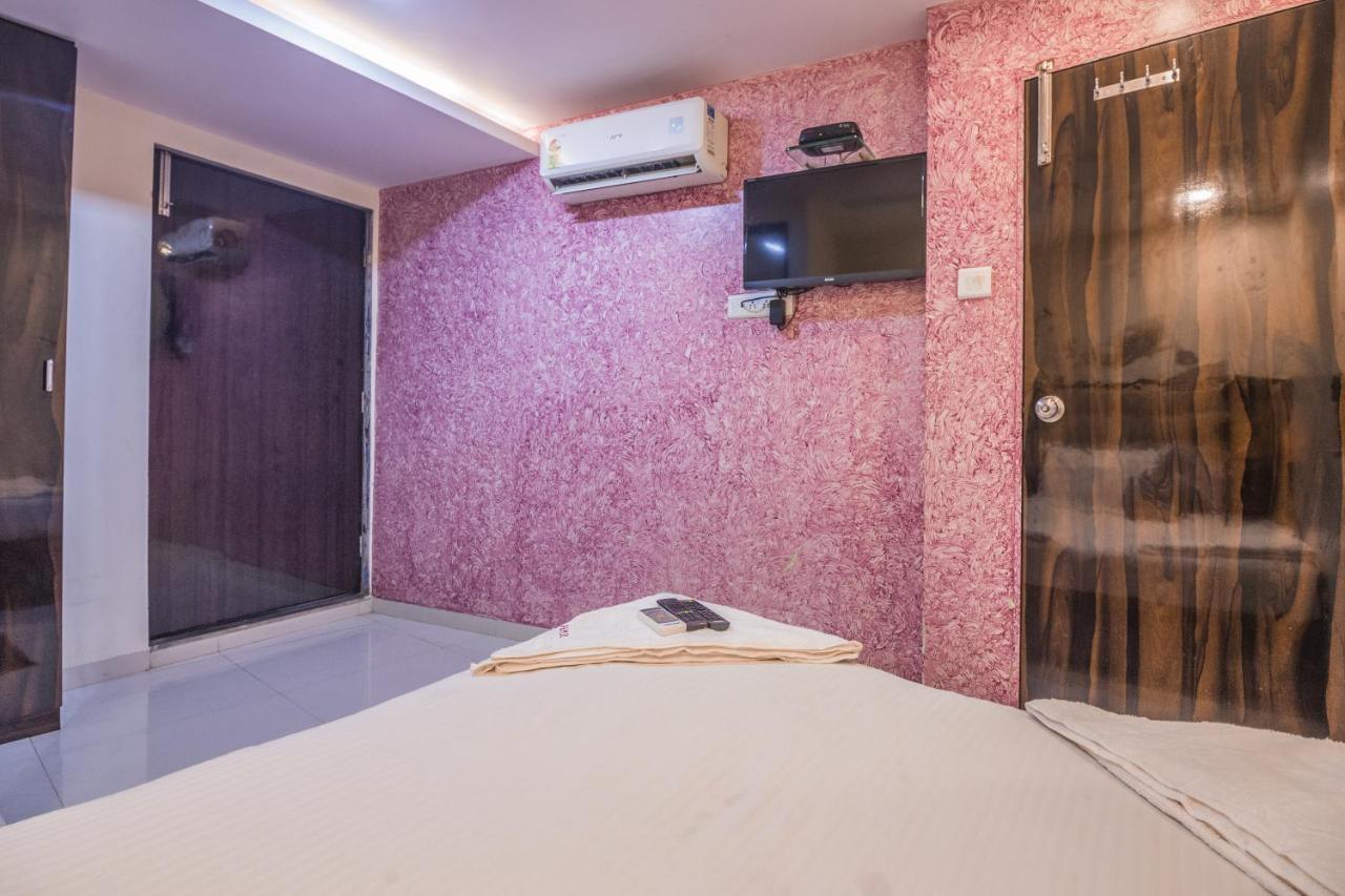 Hotel Mantra Residency Мумбаї Екстер'єр фото