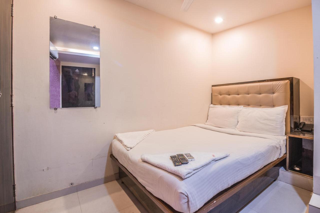 Hotel Mantra Residency Мумбаї Екстер'єр фото